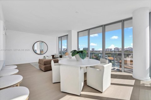 Condo in Bay Harbor Islands, Florida, 4 bedrooms  № 2031280 - photo 4