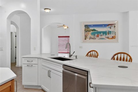 Купить виллу или дом в Лейк-Уэльс, Флорида 11 комнат, 275.73м2, № 2096112 - фото 21