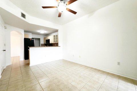 Copropriété à louer à Pembroke Pines, Floride: 3 chambres, 129.23 m2 № 2249162 - photo 4