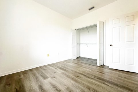 Copropriété à louer à Pembroke Pines, Floride: 3 chambres, 129.23 m2 № 2249162 - photo 6
