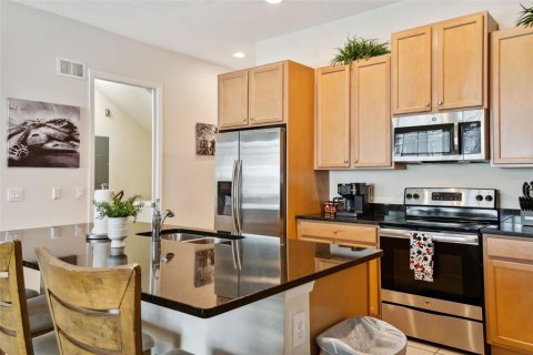 Touwnhouse à vendre à Davenport, Floride: 3 chambres, 164.53 m2 № 2355898 - photo 13