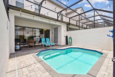 Touwnhouse à vendre à Davenport, Floride: 3 chambres, 164.53 m2 № 2355898 - photo 3