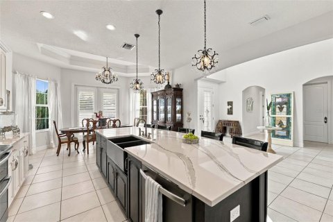 Villa ou maison à vendre à Saint Petersburg, Floride: 4 chambres, 291.9 m2 № 2423975 - photo 6