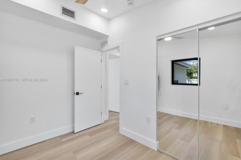 Villa ou maison à vendre à West Park, Floride: 2 chambres, 53.14 m2 № 2048622 - photo 13