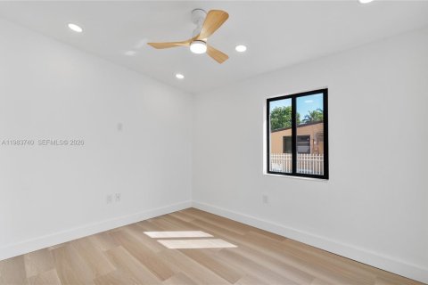 Villa ou maison à vendre à West Park, Floride: 2 chambres, 53.14 m2 № 2048622 - photo 4