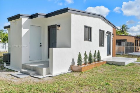 Villa ou maison à vendre à West Park, Floride: 2 chambres, 53.14 m2 № 2048622 - photo 22