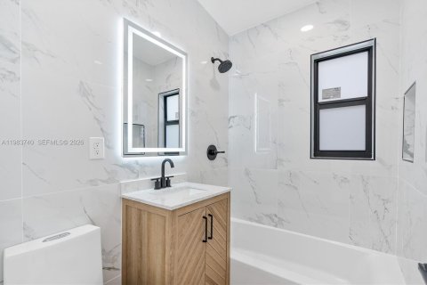 Villa ou maison à vendre à West Park, Floride: 2 chambres, 53.14 m2 № 2048622 - photo 19