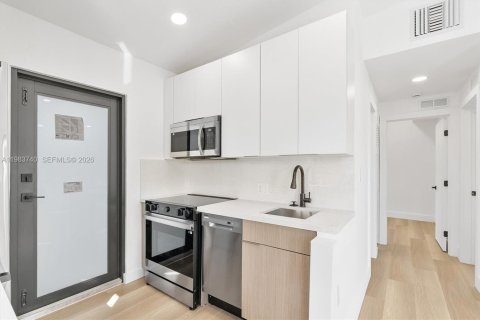 Villa ou maison à vendre à West Park, Floride: 2 chambres, 53.14 m2 № 2048622 - photo 8