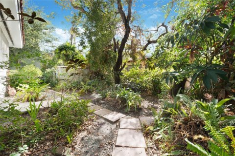 Casa en venta en Coral Gables, Florida, 3 dormitorios, 146.32 m2 № 1976577 - foto 26