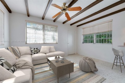 Casa en venta en Coral Gables, Florida, 3 dormitorios, 146.32 m2 № 1976577 - foto 16