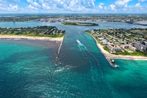 Condo in Lake Park, Florida, 1 bedroom  № 2186602 - photo 29