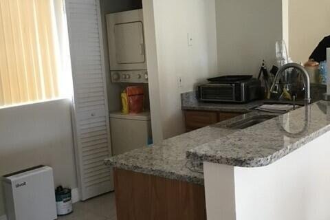 Condo in Lake Park, Florida, 1 bedroom  № 2186602 - photo 4