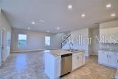House in Winter Haven, Florida 4 bedrooms, 204.57 sq.m. № 1724649 - photo 10