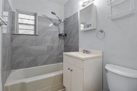 Casa en venta en Davenport, Florida, 2 dormitorios, 66.89 m2 № 2209707 - foto 15