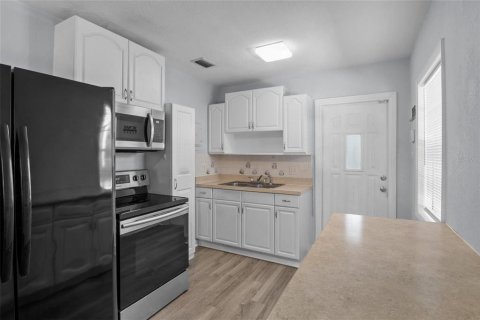Casa en venta en Davenport, Florida, 2 dormitorios, 66.89 m2 № 2209707 - foto 11