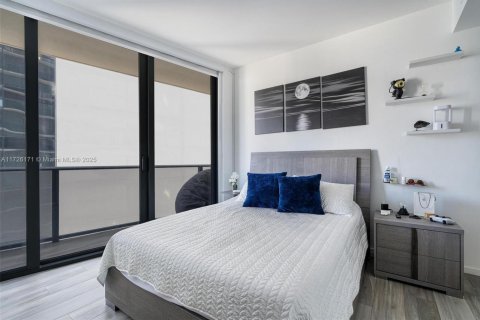 Condo in Miami, Florida, 3 bedrooms  № 1812350 - photo 14