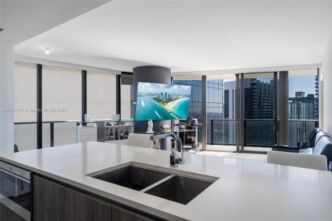 Condo in Miami, Florida, 3 bedrooms  № 1812350 - photo 5