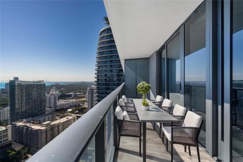 Condo in Miami, Florida, 3 bedrooms  № 1812350 - photo 10