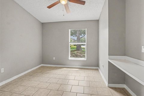 Casa en venta en Eustis, Florida, 4 dormitorios, 172.33 m2 № 2348163 - foto 13