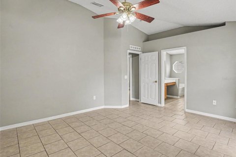 Casa en venta en Eustis, Florida, 4 dormitorios, 172.33 m2 № 2348163 - foto 15