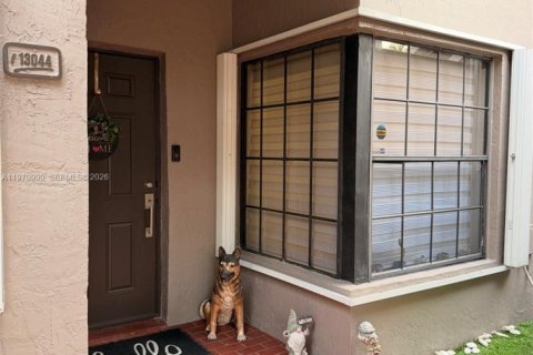 Copropriété à vendre à Miami, Floride: 3 chambres, 114.55 m2 № 2032087 - photo 2