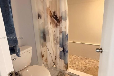 Copropriété à vendre à Miami, Floride: 3 chambres, 114.55 m2 № 2032087 - photo 18