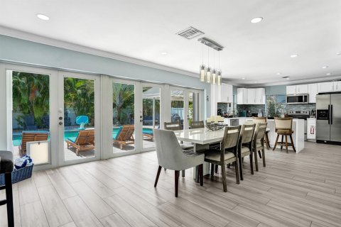 Villa ou maison à louer à Fort Lauderdale, Floride: 3 chambres, 158.31 m2 № 2147378 - photo 13