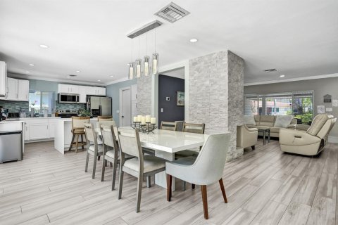 Villa ou maison à louer à Fort Lauderdale, Floride: 3 chambres, 158.31 m2 № 2147378 - photo 14