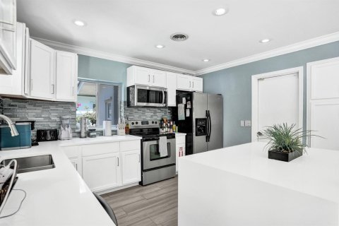 Villa ou maison à louer à Fort Lauderdale, Floride: 3 chambres, 158.31 m2 № 2147378 - photo 19