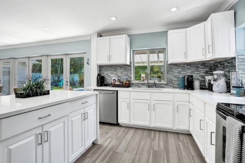 Villa ou maison à louer à Fort Lauderdale, Floride: 3 chambres, 158.31 m2 № 2147378 - photo 17