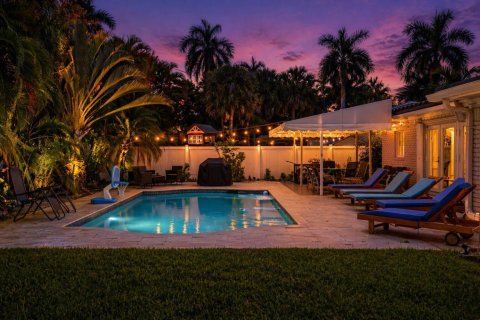 Villa ou maison à louer à Fort Lauderdale, Floride: 3 chambres, 158.31 m2 № 2147378 - photo 2