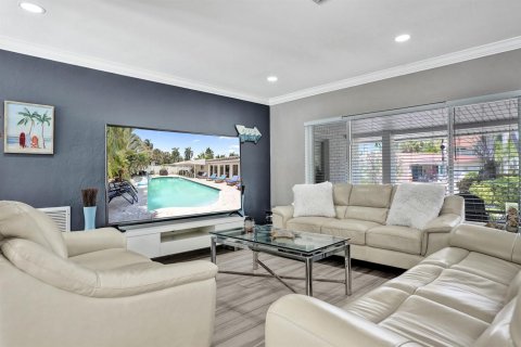 Villa ou maison à louer à Fort Lauderdale, Floride: 3 chambres, 158.31 m2 № 2147378 - photo 11