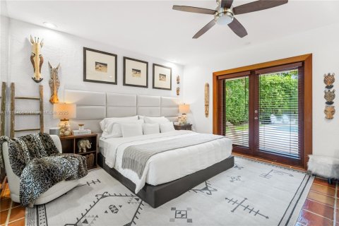 Villa ou maison à vendre à North Miami, Floride: 3 chambres, 190.26 m2 № 1920701 - photo 13