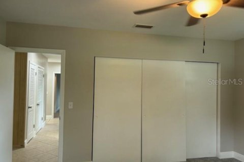 House in Tampa, Florida 3 bedrooms, 163.69 sq.m. № 1826925 - photo 24
