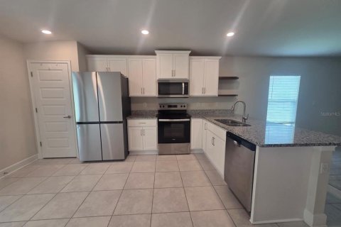 Casa en alquiler en Saint Cloud, Florida, 4 dormitorios, 152.82 m2 № 1908334 - foto 3