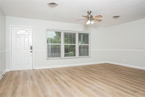 House in Bradenton, Florida 4 bedrooms, 202.06 sq.m. № 1810613 - photo 2