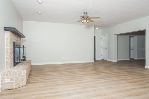 House in Bradenton, Florida 4 bedrooms, 202.06 sq.m. № 1810613 - photo 4