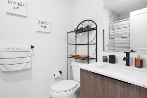 Снять в аренду таунхаус в Хомстед, Флорида 4 спальни, № 2005738 - фото 11