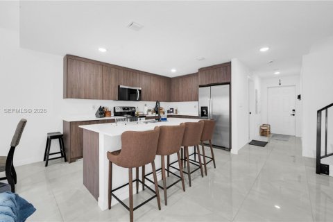 Снять в аренду таунхаус в Хомстед, Флорида 4 спальни, № 2005738 - фото 19