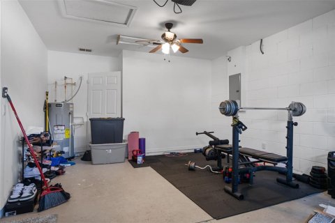 House in Oakland, Florida 3 bedrooms, 124.12 sq.m. № 1751601 - photo 14