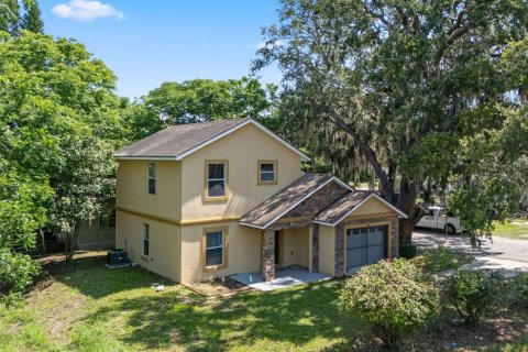 House in Oakland, Florida 3 bedrooms, 124.12 sq.m. № 1751601 - photo 17