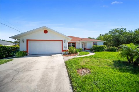 Casa en venta en Port Charlotte, Florida, 3 dormitorios, 193.33 m2 № 1795966 - foto 3