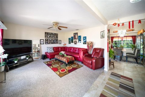 Casa en venta en Port Charlotte, Florida, 3 dormitorios, 193.33 m2 № 1795966 - foto 4