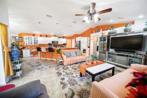 Casa en venta en Port Charlotte, Florida, 3 dormitorios, 193.33 m2 № 1795966 - foto 23