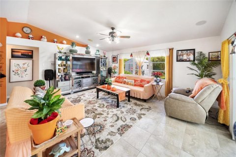 Casa en venta en Port Charlotte, Florida, 3 dormitorios, 193.33 m2 № 1795966 - foto 22