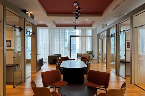 Снять в аренду кондоминиум в Майами, Флорида 2 спальни, 76.64м2, № 2002047 - фото 13