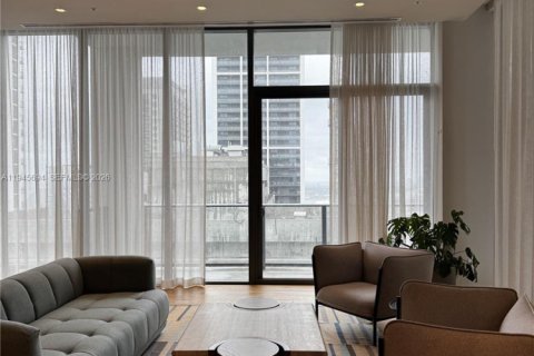 Снять в аренду кондоминиум в Майами, Флорида 2 спальни, 76.64м2, № 2002047 - фото 18