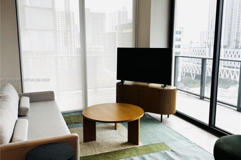 Кондоминиум с 2 спальнями в Майами, Флорида № 2002047