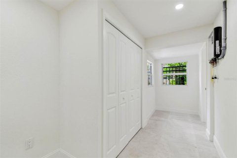 House in Indian Rocks Beach, Florida 3 bedrooms, 181.16 sq.m. № 1679667 - photo 28