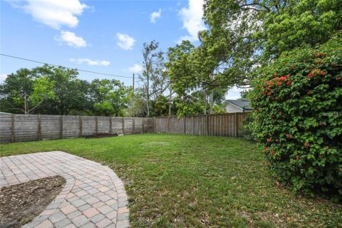 House in Winter Park, Florida 3 bedrooms, 120.96 sq.m. № 2267449 - photo 5